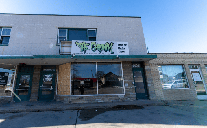 Pictures of Retail property located at 2011 S Minnesota Ave, Sioux Falls, SD 57105 for lease - image #1