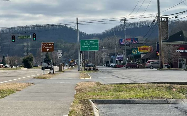 Pictures of Retail, Office, Land property located at 3660 Parkway, Pigeon Forge, TN 37863 for lease - image #1