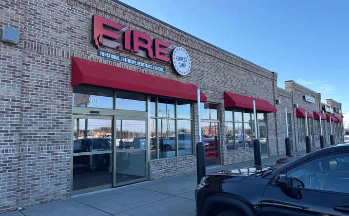 Pictures of Retail, Office, Restaurant property located at 905 W Clairemont Ave, Eau Claire, WI 54701 for lease - image #1