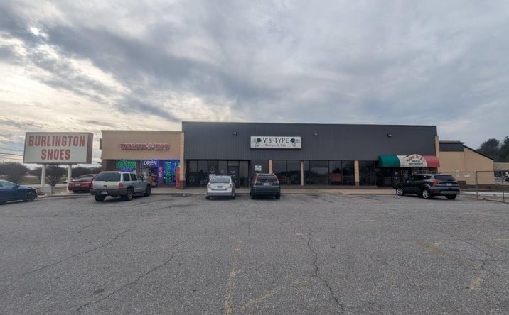 Pictures of Retail, Office, Restaurant property located at 1780 US-421, Wilkesboro, NC 28697 for lease - image #1