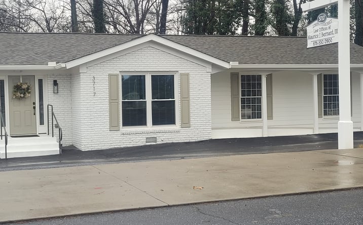 Pictures of Office property located at 3717 Chamblee Dunwoody Rd, Chamblee, GA 30341 for lease - image #1
