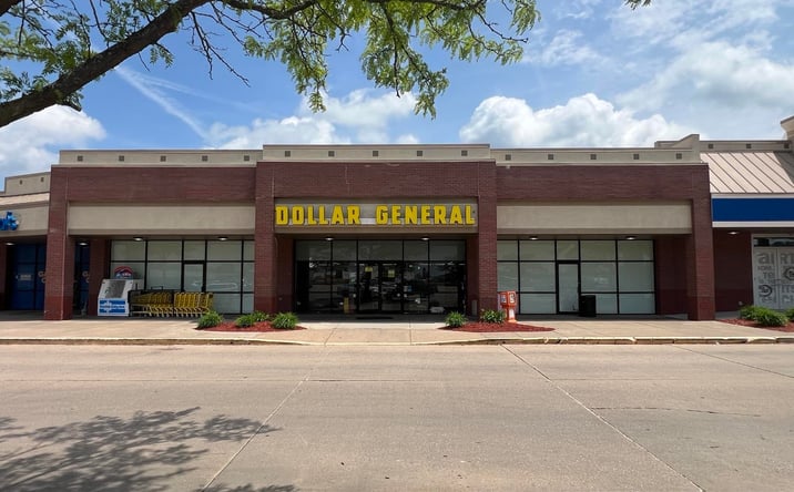 Pictures of Retail, Office property located at 2001 5TH Street #2, Silvis, IL 61282 for lease - image #1