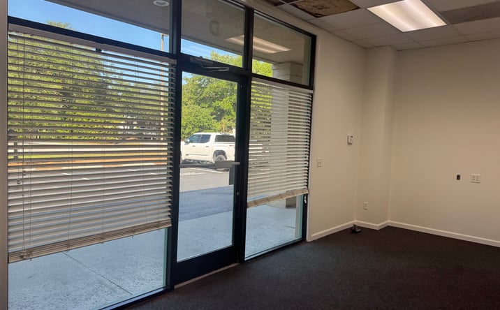 Pictures of Retail, Office property located at 49 Pennington Dr, Bluffton, SC 29910 for lease - image #1