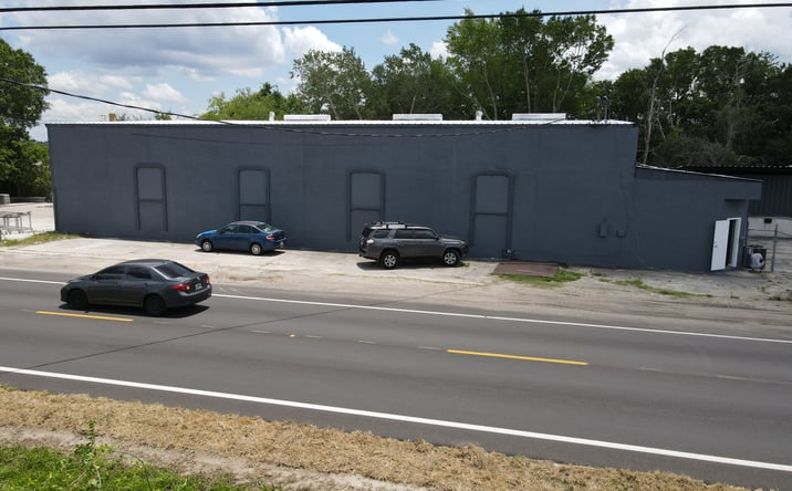 Pictures of Industrial property located at 5270 W Beaver St, Jacksonville, FL 32254 for lease - image #1