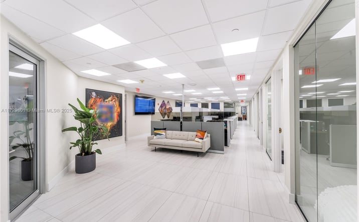 Pictures of Office property located at 1200 Brickell Ave # A #950-A, Miami, FL 33131 for lease - image #1