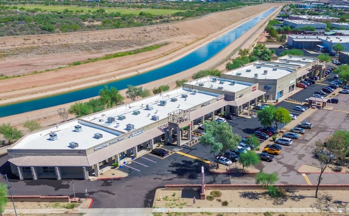 Pictures of Retail property located at 21043 N Cave Creek Rd, Phoenix, AZ 85024 for lease - image #1