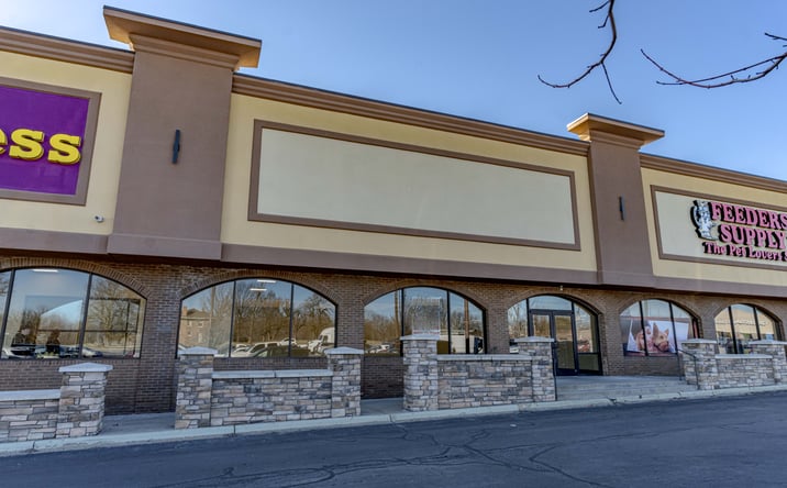 Pictures of Retail property located at 120 Midland Blvd, Shelbyville, KY 40065 for lease - image #1