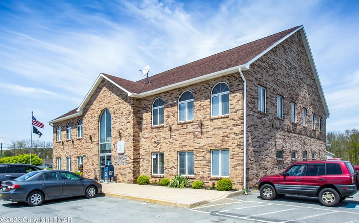 Pictures of Office property located at 315 Dartmouth Dr, Marshalls Creek, PA 18335 for lease - image #1