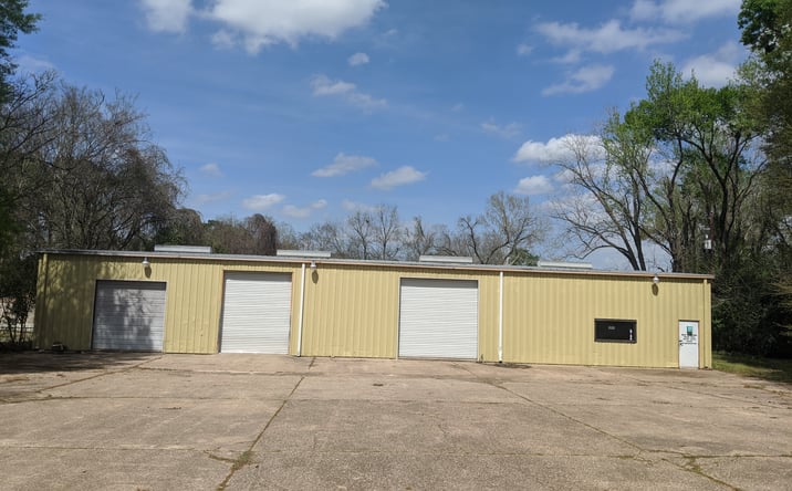 Pictures of Industrial property located at 105 Hubert St, Cleveland, TX 77327 for lease - image #1