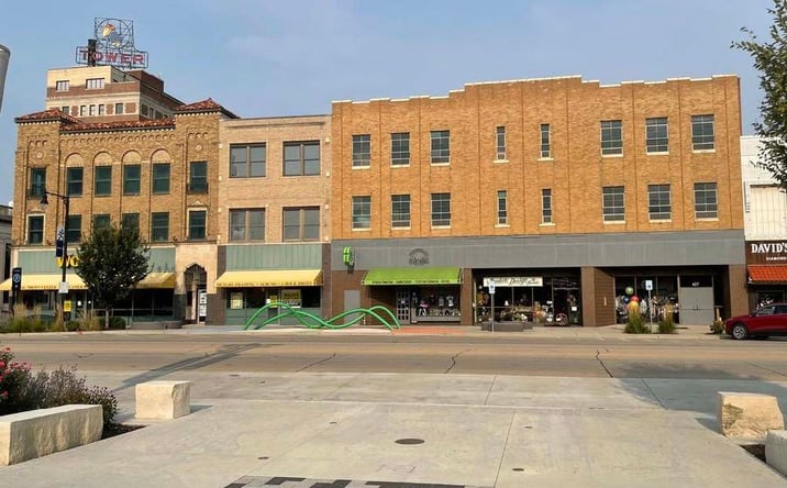 Pictures of Retail, Office property located at 627 S Kansas Ave, Topeka, KS 66603 for lease - image #1