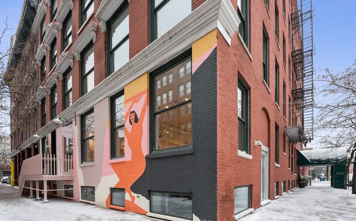 Pictures of Office property located at 303 W. Institute Place, Chicago, IL 60610 for lease - image #1
