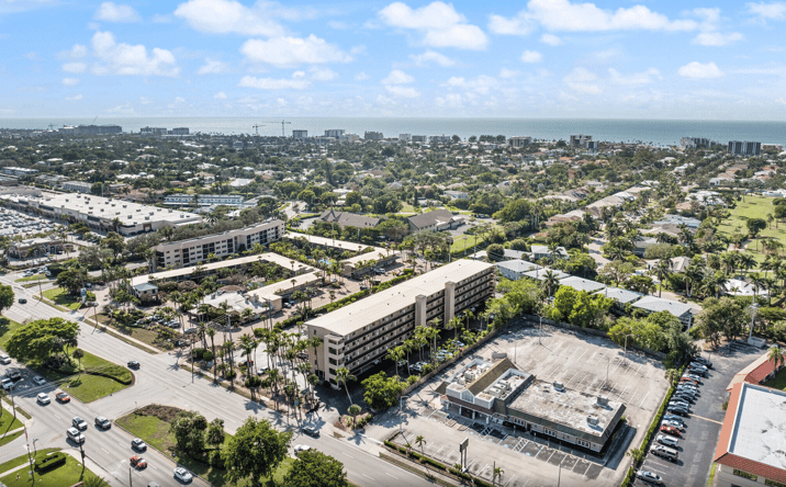 Pictures of Office property located at 2335 9th St N, Naples, FL 34103 for lease - image #1