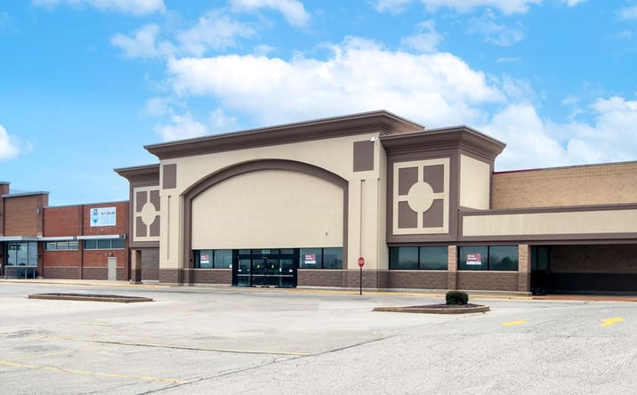 Pictures of Retail property located at 1001-1026 Crossroads Place, High Ridge, MO 63049 for lease - image #1