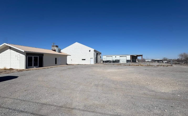 Pictures of Office property located at 912 W Richey Ave Avenue, Artesia, NM 88210 for lease - image #1