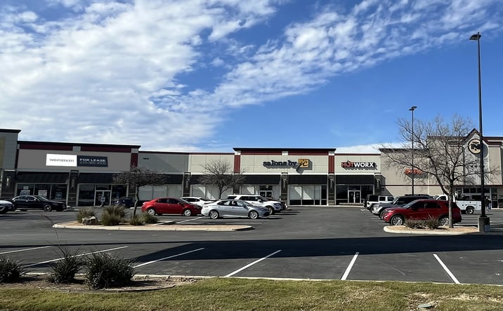 Pictures of Retail property located at 14565 I-35 N, Selma, TX 78154 for lease - image #1