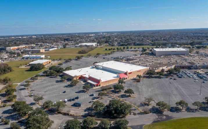 Pictures of Retail, Office property located at 5715 Johnston St, Lafayette, LA 70503 for lease - image #1