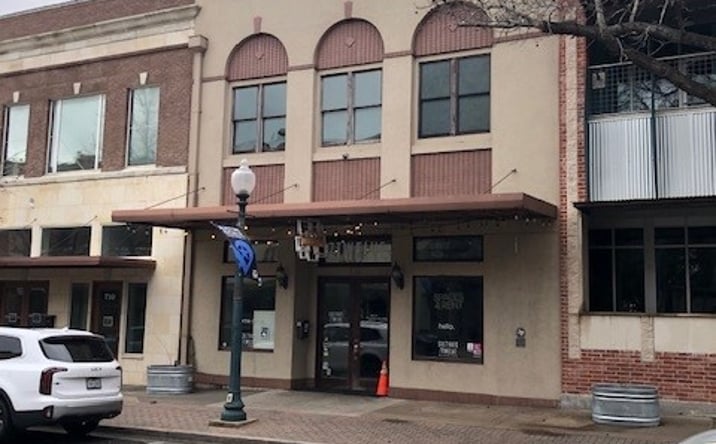 Pictures of Retail, Office property located at 712 Austin Ave, Waco, TX 76701 for lease - image #1