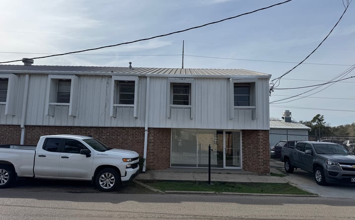 Pictures of Office, Special Purpose property located at 3500 Monticello Ave, New Orleans, LA 70118 for lease - image #1
