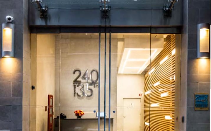 Pictures of Office property located at 240 W 35th St, New York, NY 10001 for lease - image #1