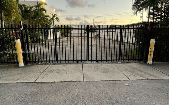 Pictures of Industrial property located at 44 NW 168 St, North Miami Beach, FL 33162 for lease - image #1