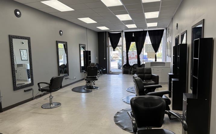 Pictures of Retail property located at 840 N Ventura Rd, Port Hueneme, CA 93041 for lease - image #1