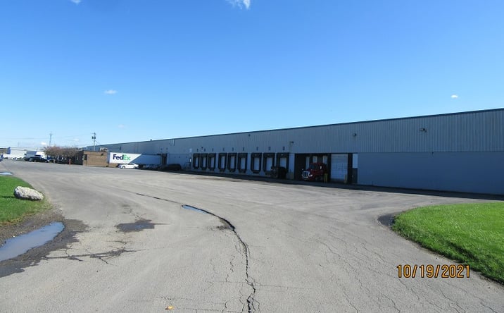 Pictures of Industrial property located at 4472 Steelway Blvd N, Liverpool, NY 13090 for lease - image #1