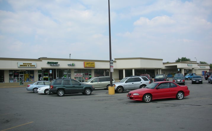 Pictures of Retail, Special Purpose property located at 989 S South St, Wilmington, OH 45177 for lease - image #1