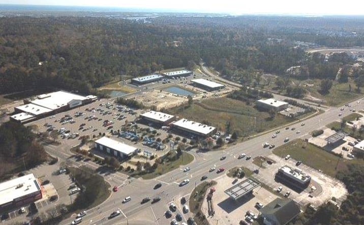 Pictures of Retail property located at 14560 US-17, Hampstead, NC 28443 for lease - image #1