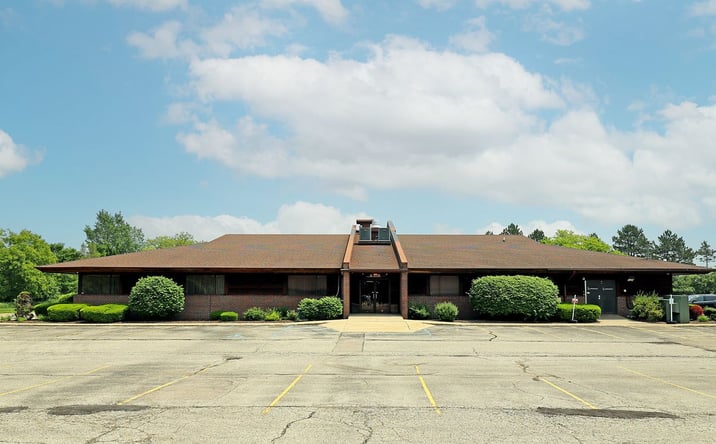 Pictures of Office property located at 4110 Pier N Blvd, Mt. Morris Twp, MI 48504 for lease - image #1