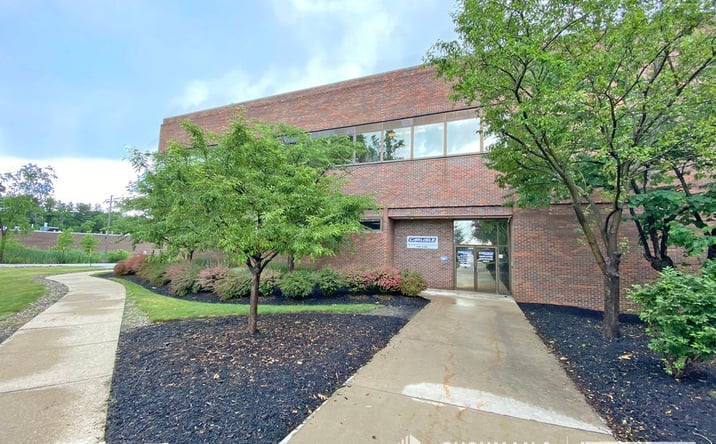 Pictures of Office property located at 6180 Cochran Rd, Solon, OH 44139 for lease - image #1