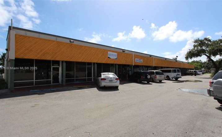 Pictures of Retail, Office property located at 1620 NE 148 St # 1648 #1646-1648, North Miami, FL 33181 for lease - image #1