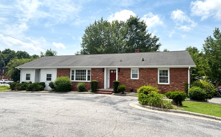 Pictures of Office property located at 3536 Vest Mill Rd, Winston-Salem, NC 27103 for lease - image #1