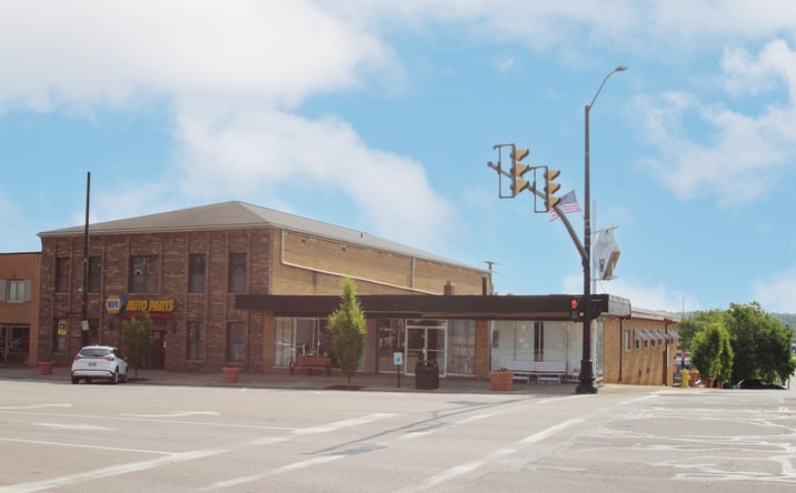 Pictures of Retail, Office property located at 8 N Main St, Rittman, OH 44270 for lease - image #1