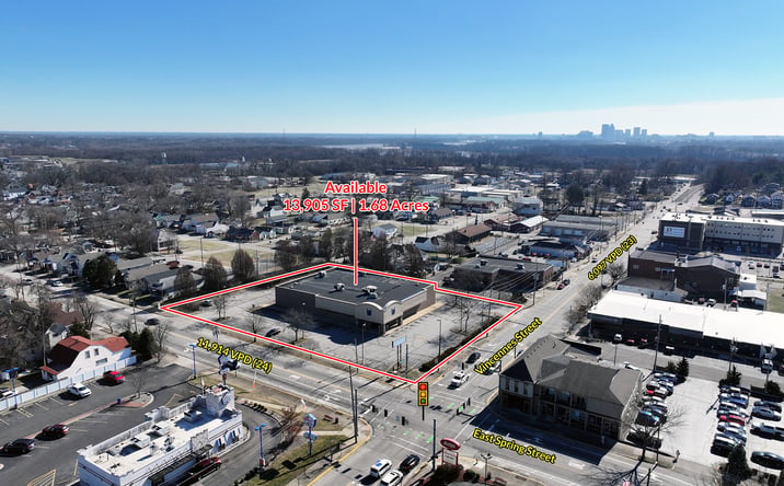 Pictures of Retail property located at 1702 E Spring St, New Albany, IN 47150 for lease - image #1