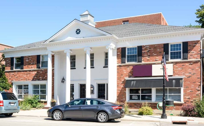 Pictures of Office property located at 550 Pennsylvania, Glen Ellyn, IL 60137 for lease - image #1
