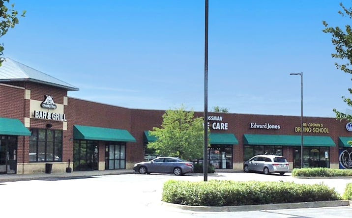 Pictures of Retail property located at 1925 Huntley Rd, West Dundee, IL 601189301 for lease - image #1
