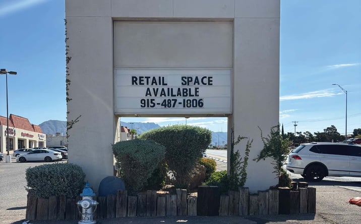 Pictures of Retail property located at 7200 N Mesa St, El Paso, TX 79912 for lease - image #1