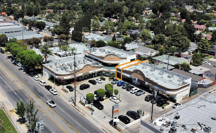 Pictures of Office property located at 16935 Vanowen St, Los Angeles, CA 91406 for lease - image #1