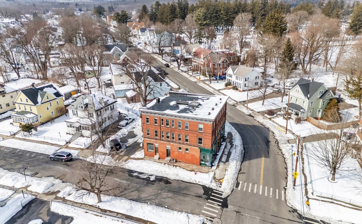Pictures of Retail property located at 226 Sargeant St, Holyoke, MA 01040 for lease - image #1