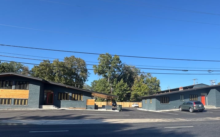 Pictures of Office property located at 2108 - 2110 W 75th St, Prairie Village, KS 66208 for lease - image #1