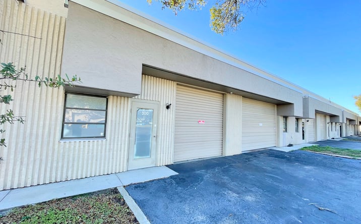 Pictures of Industrial property located at 2940-2960 Horseshoe Drive S, Naples, FL 34104 for lease - image #1