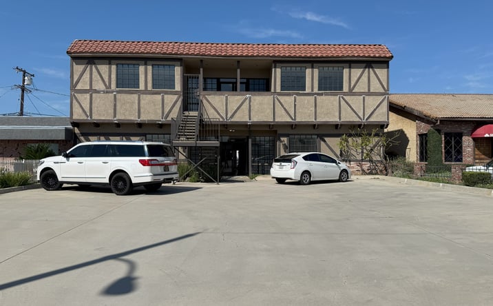 Pictures of Office property located at 643 S 2nd Ave, Covina, CA 91723 for lease - image #1