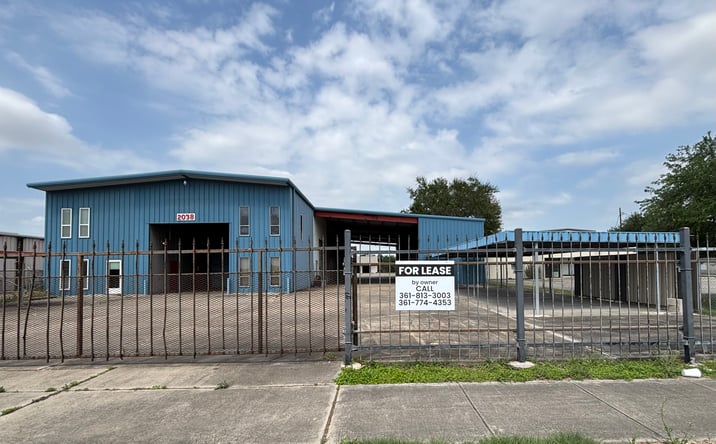 Pictures of Office, Industrial property located at 2038 Saratoga Blvd, Corpus Christi, TX 78417 for lease - image #1