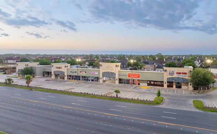 Pictures of Retail, Restaurant property located at Houston, TX, Houston, TX 77065 for lease - image #1