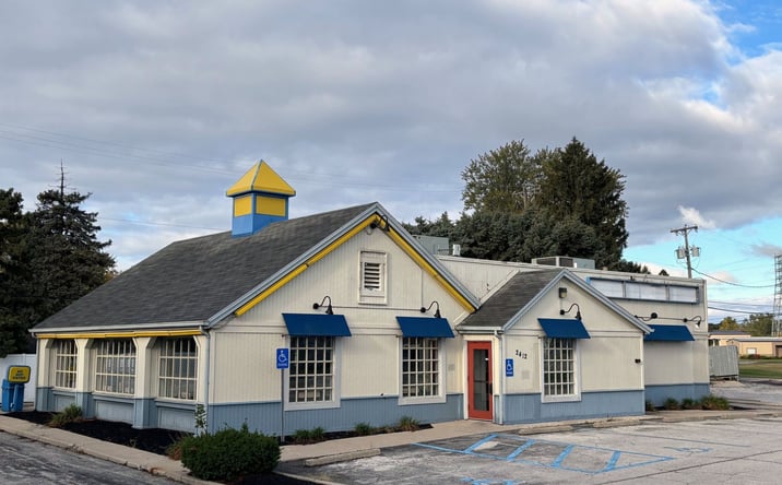 Pictures of Retail, Restaurant property located at 2412 Woodville Rd, Oregon, OH 43616 for lease - image #1
