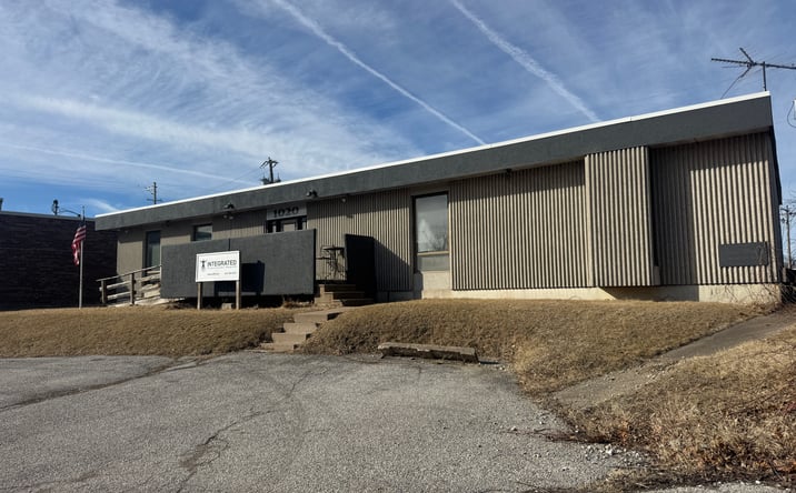 Pictures of Office property located at 1020 Lincoln Rd, Bettendorf, IA 52722 for lease - image #1