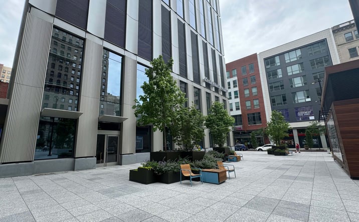 Pictures of Retail property located at S 11th St & Chestnut St, Philadelphia, PA 19107 for lease - image #1