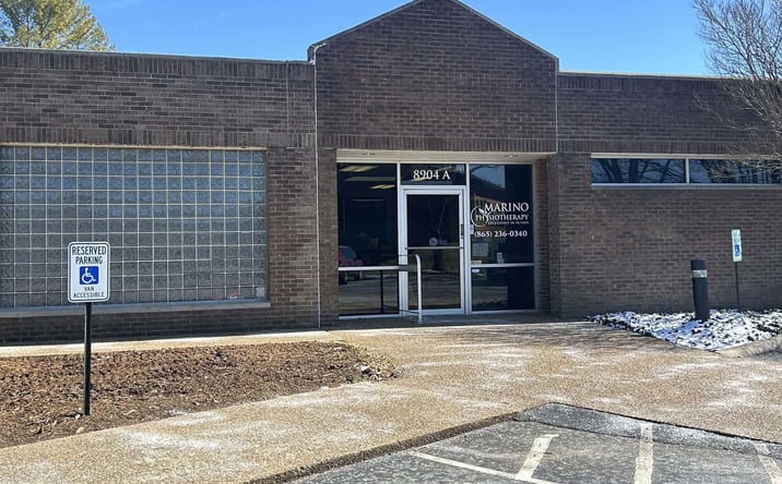 Pictures of Office property located at 8904 Cross Park Dr, Knoxville, TN 37923 for lease - image #1