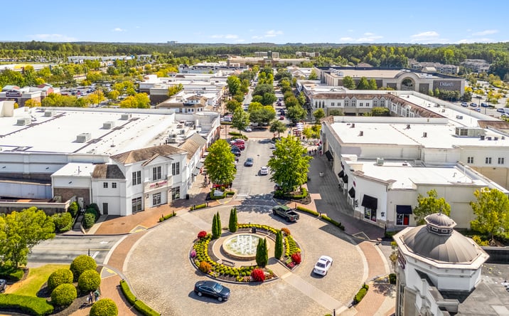 Pictures of Retail property located at 354 Newnan Crossing Bypass, Newnan, GA 30265 for lease - image #1
