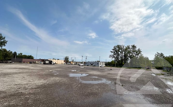 Pictures of Land property located at 5105 Tractor Rd, Toledo, OH 43612 for lease - image #1